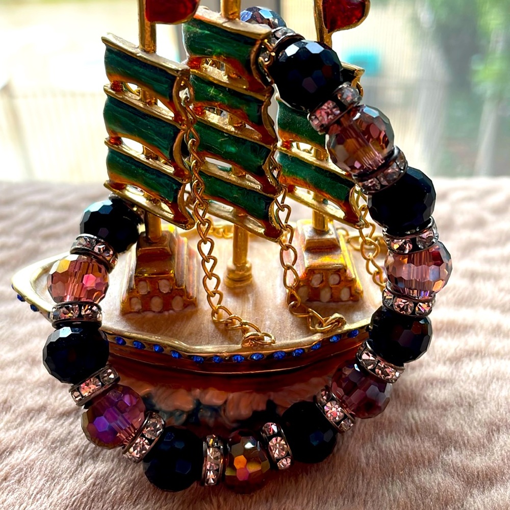 Handmade crystal bracelet